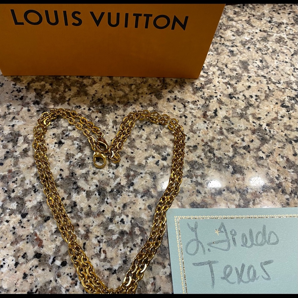(Sold) Felicie golden metal chain